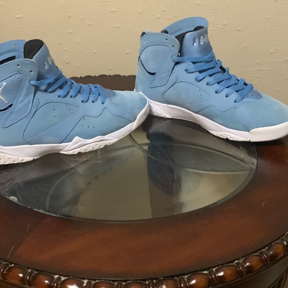 Jordan 7 Pantone - Picture 2 of 5